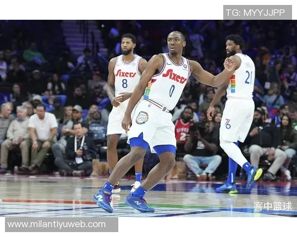 小马与VJ的后场组合展现潜力76人是否该重新审视恩比德核心地位