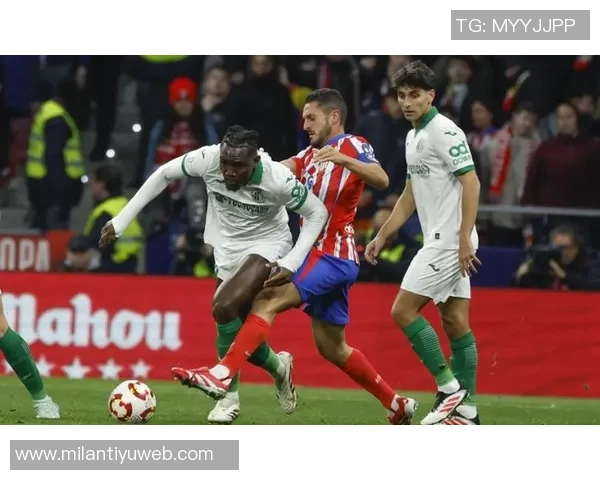 小西蒙尼立志提升射门技巧以格子和科克为榜样追求进步