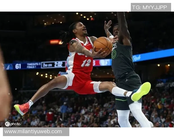 森林狼首节火力全开五人得分接连上升创下40分佳绩