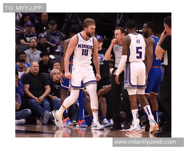 小萨博尼斯攻防失常表现平平小杨频频造犯规让其苦不堪言